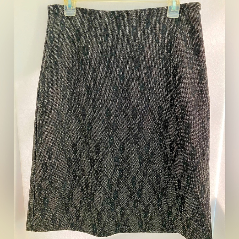Christopher & Banks Women’s Midi Skirt, Size 6, Charcoal Gray/ Black